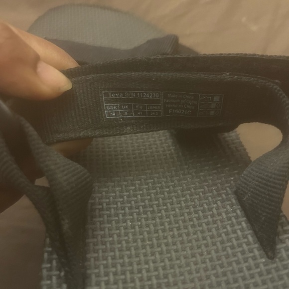 Teva Universal Slide Black Women Strap Slip On - Picture 2 of 7